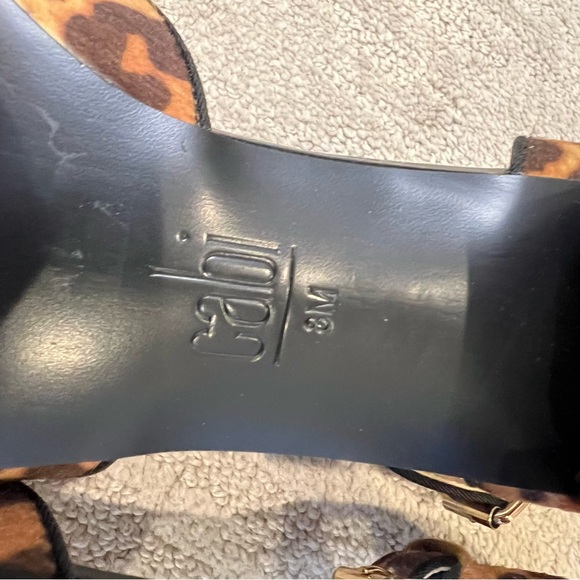 CAbi Leopard Print Heels Size 8‎ Kitten Heel Ankle Strap Animal Print Femme Glam - Picture 10 of 13